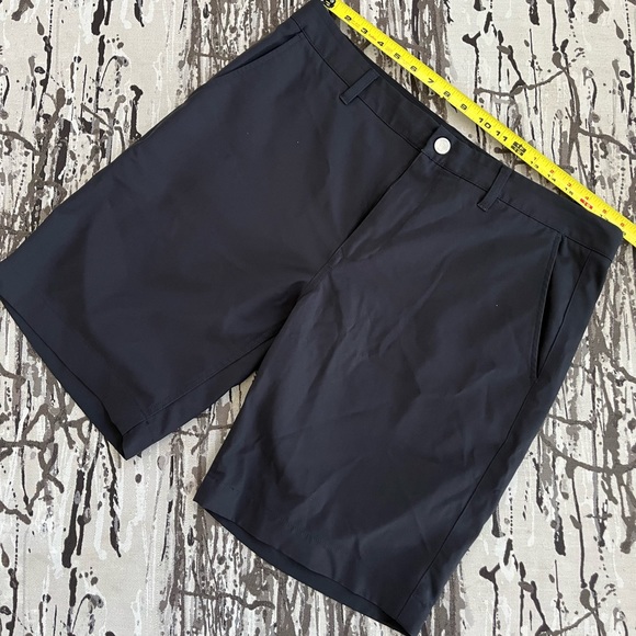 Men’s XL Bonobos golf all season shorts in black. - Picture 3 of 6